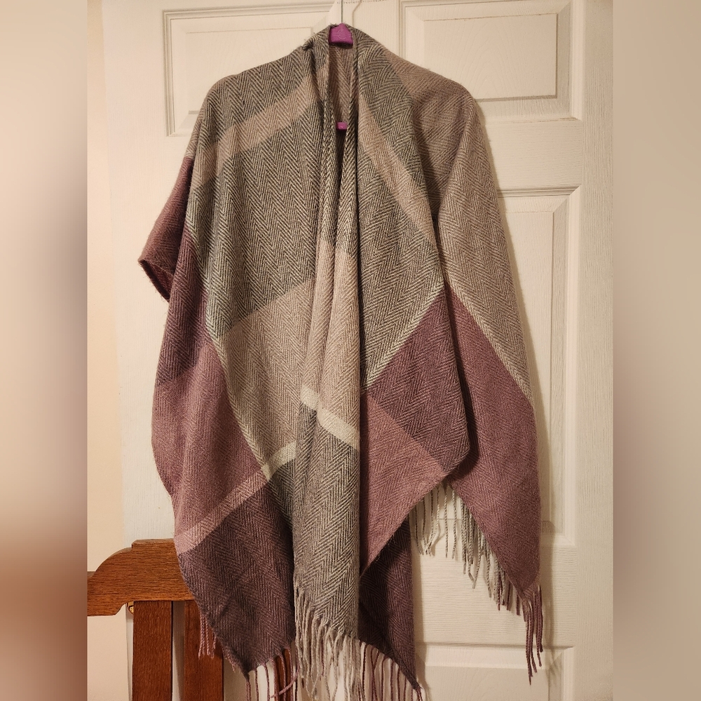 Woolrich Plaid Fringe Shawl in Pink and Beige